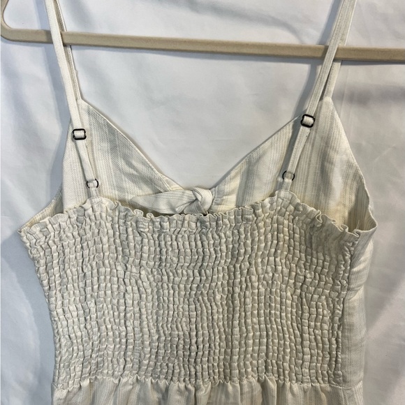 Chaser Beach Linen Tie Front Smocked Cami Cropped Jumpsuit Stripe Sz M Pockets - Picture 6 of 14